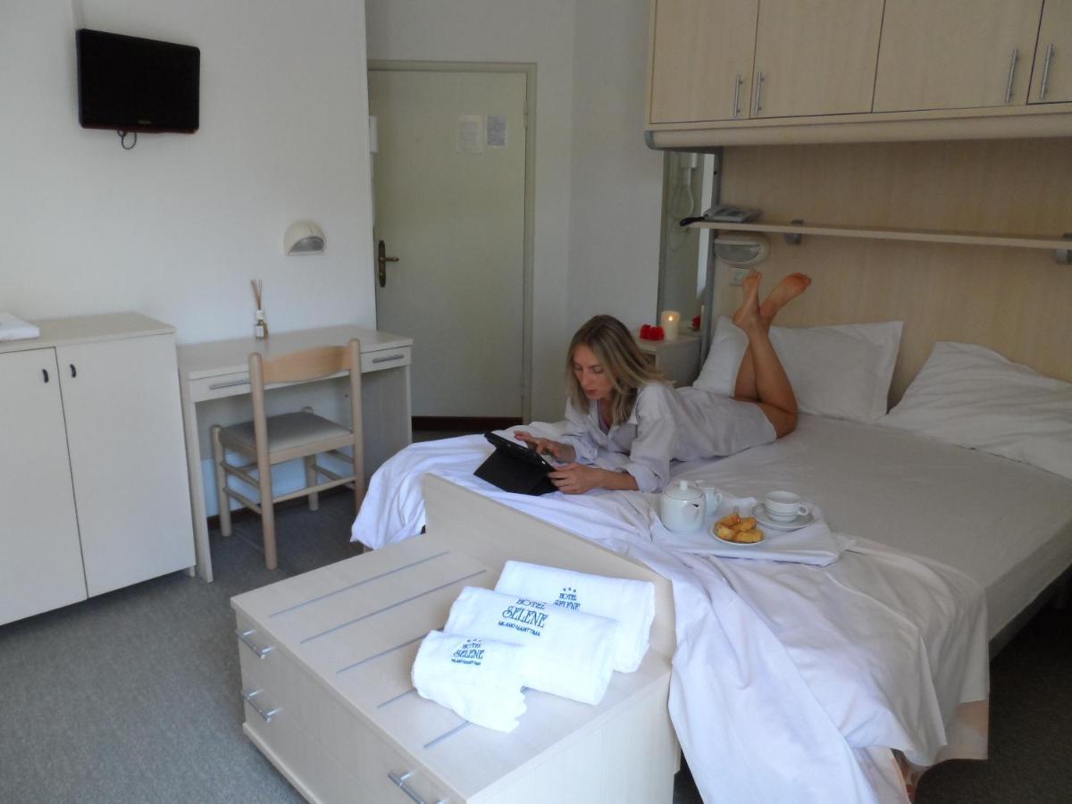Hotel Selene Milano Marittima Zewnętrze zdjęcie