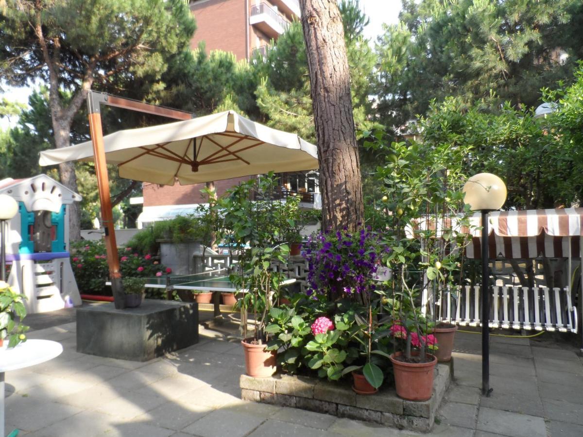 Hotel Selene Milano Marittima Zewnętrze zdjęcie
